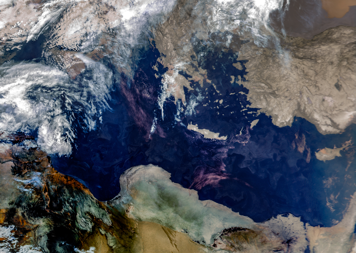 3.25 MetOpB avhrr 3 AVHRR 543b IR False Color XL